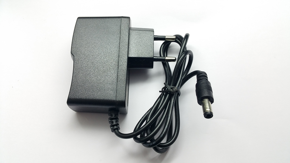 Adaptér 12V DC 1A 5,5mm