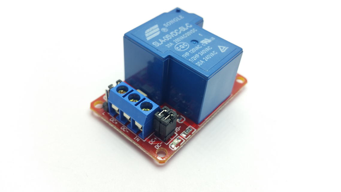 Relé modul 5V s LED signalizací 30A