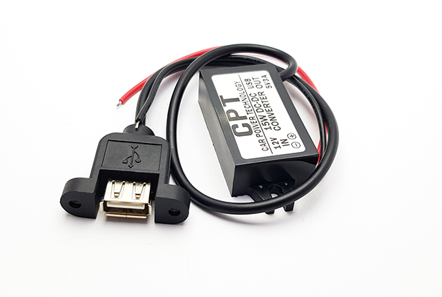 USB 5V 3A zdroj snižující napětí 12V