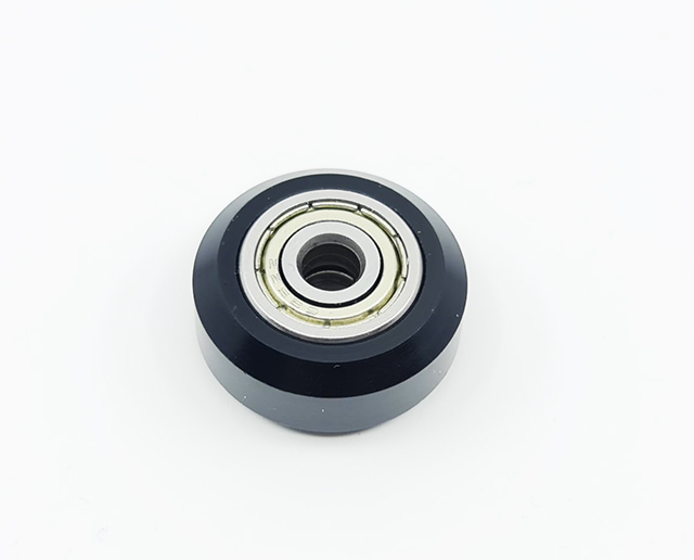 Plastové kolečko s ložiskem 24mm pro V-slot profily