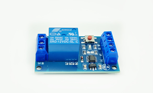 Bistabilní relé modul 12V s tlačítkem