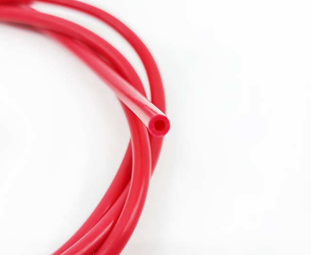 Teflonová trubička pro 1,75mm filament červená