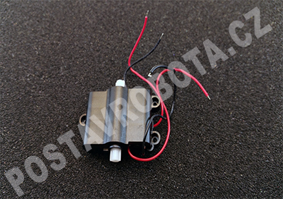 Dvojitý zpřevodovaný motor 3V