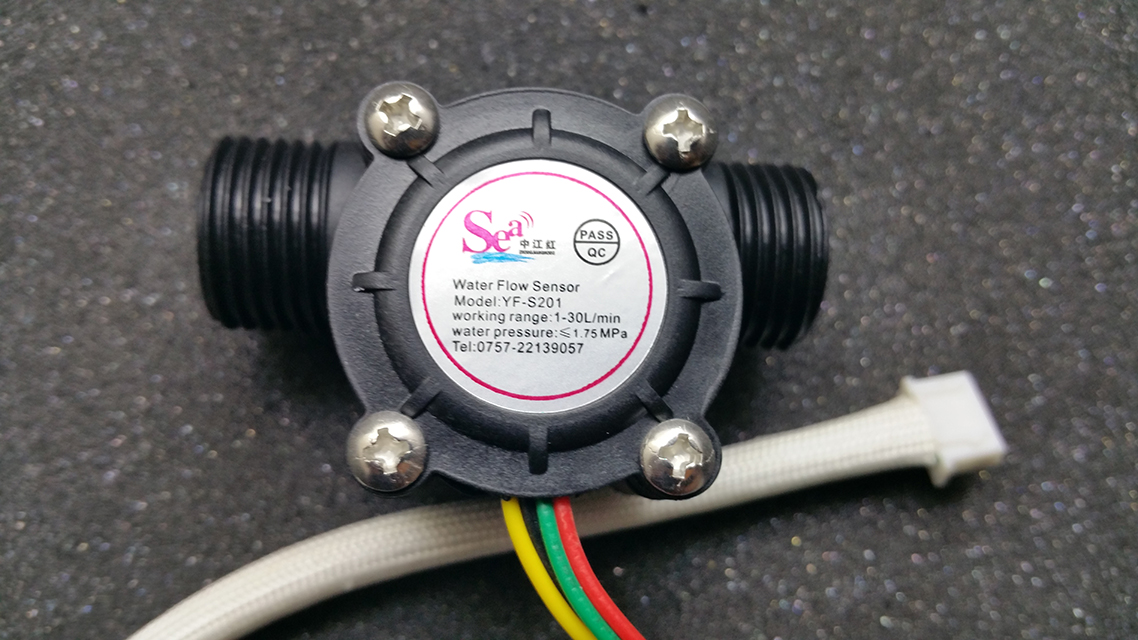 Senzor měřič průtoku vody s teplotním čidlem 1-30l/min