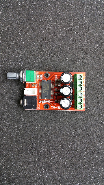 Digitální audio zesilovač 2x8W YDA138-E +pot.