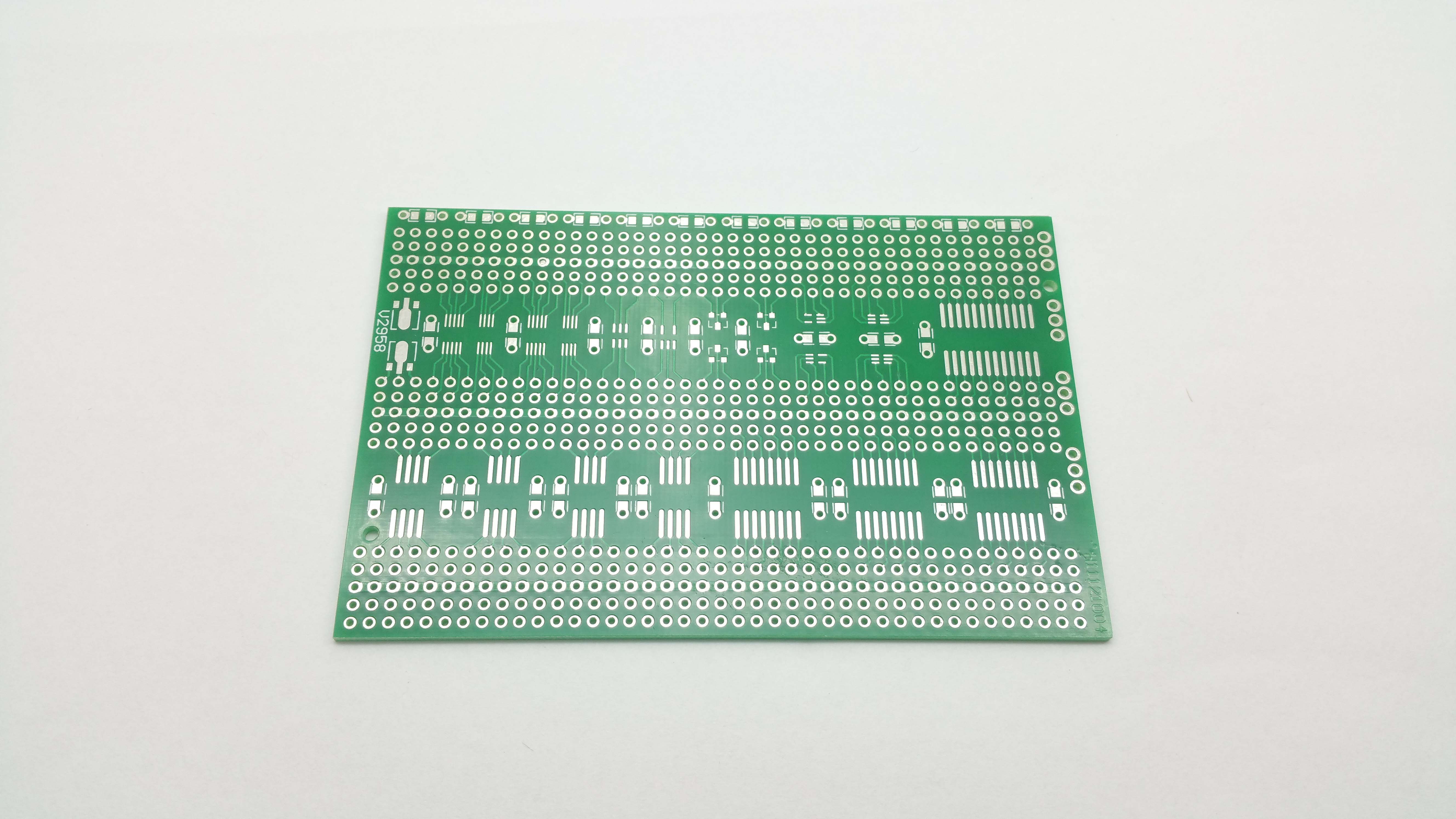 Univerzální plošný spoj jednostranný 11x7cm i pro SMD