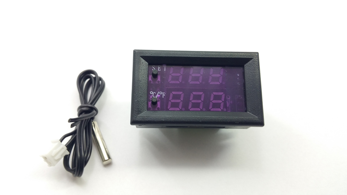 Digitální termostat do panelu 0 až 110 °C + čidlo 12V