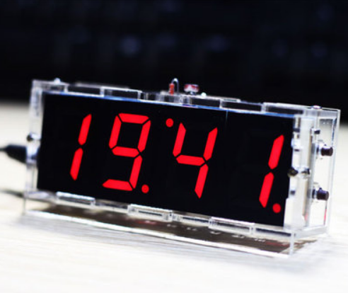 Stavebnice digitálních hodin s červeným LED displejem