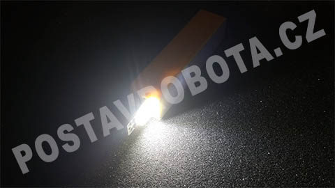 USB LED lampička s dotykovým zapínáním