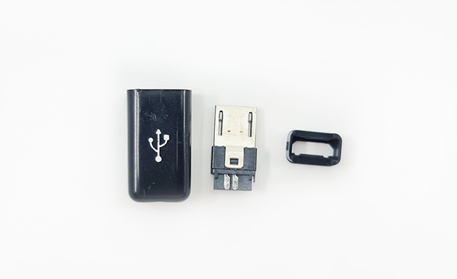 Micro USB konektor samec na kabel