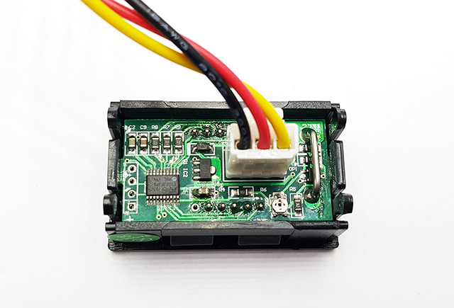 Ampérmetr do panelu 10A červený