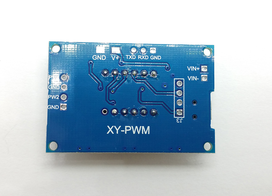 Dvojitý digitální PWM Generátor obdélníkového signálu