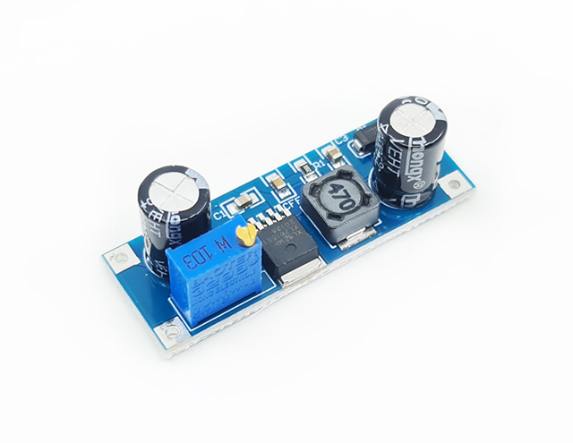 Nastavitelný zdroj snižující napětí vstup 5-80V